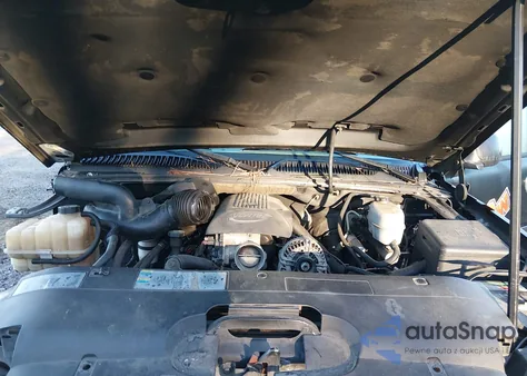 2005 Chevrolet Avalanche 1500 Z66 из США, поврежденный, VIN 3GNEC12Z95G241113